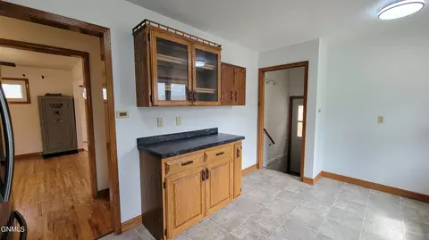1709 Monte Dr, Mandan, ND 58554 photo 12