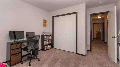 212 Irvine Loop, Bismarck, ND 58504 photo 25
