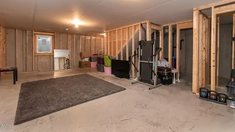 212 Irvine Loop, Bismarck, ND 58504 photo 31