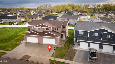 212 Irvine Loop, Bismarck, ND 58504 photo 35