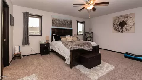 212 Irvine Loop, Bismarck, ND 58504 photo 19