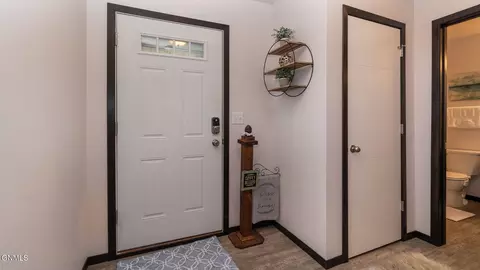 212 Irvine Loop, Bismarck, ND 58504 photo 15