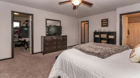 212 Irvine Loop, Bismarck, ND 58504 photo 21
