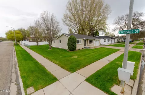 334 Easy St, Bismarck, ND 58504 photo 26