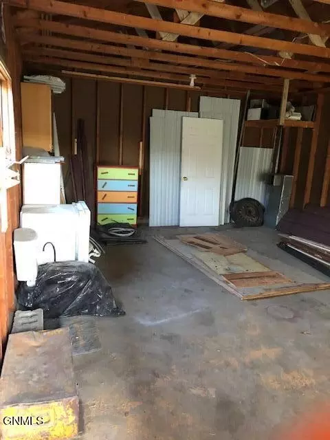 6 9th St E, Dickinson, ND 58601 photo 21