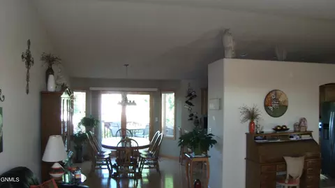 2225 3rd St S, Bismarck, ND 58504 photo 7