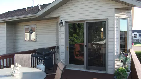 2225 3rd St S, Bismarck, ND 58504 photo 32