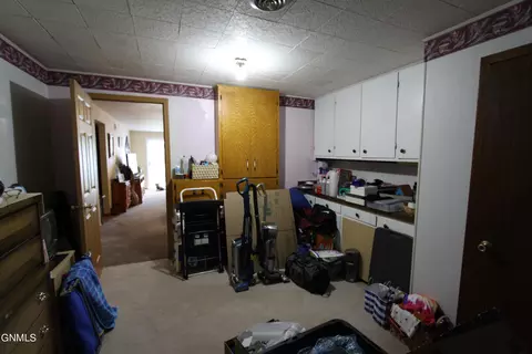 1715 Harmon Ave, Bismarck, ND 58501 photo 25