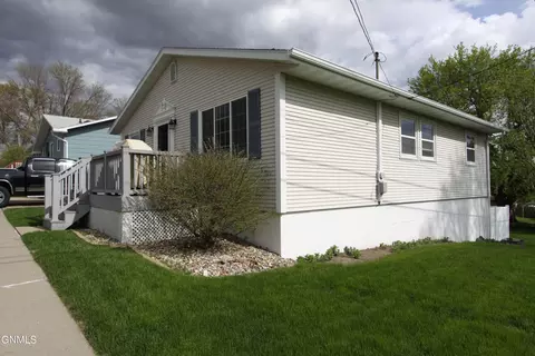 1715 Harmon Ave, Bismarck, ND 58501 photo 34
