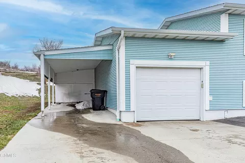 2145 Coulee Dr N, Mandan, ND 58554 photo 36