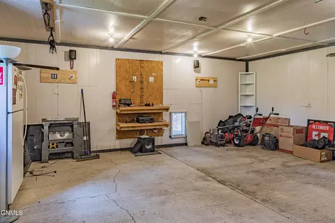 2145 Coulee Dr N, Mandan, ND 58554 photo 30