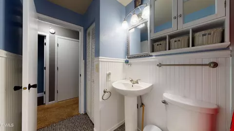 2145 Coulee Dr N, Mandan, ND 58554 photo 10