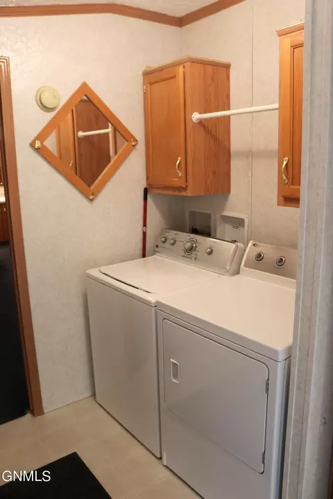 417 2nd St, Fingal, ND 58031 photo 9