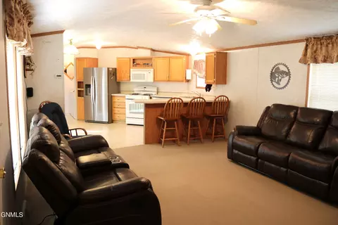 417 2nd St, Fingal, ND 58031 photo 7