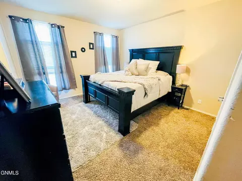 5506 Ronan Ave, Williston, ND 58801 photo 26