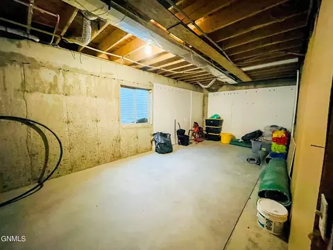 5506 Ronan Ave, Williston, ND 58801 photo 38
