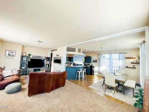 5506 Ronan Ave, Williston, ND 58801 photo 6