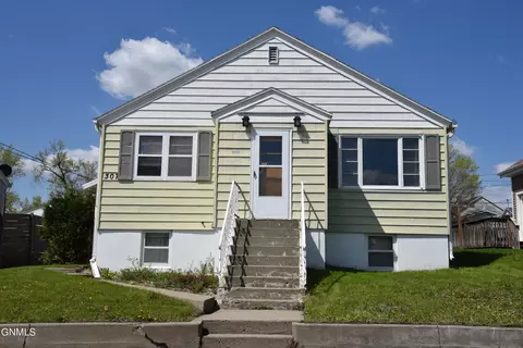 307 3rd Ave NE, Mandan, ND 58554 photo 12
