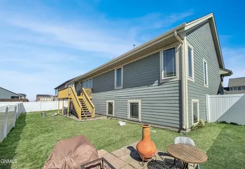 3317 Rocky Wagon St, Williston, ND 58801 photo 23