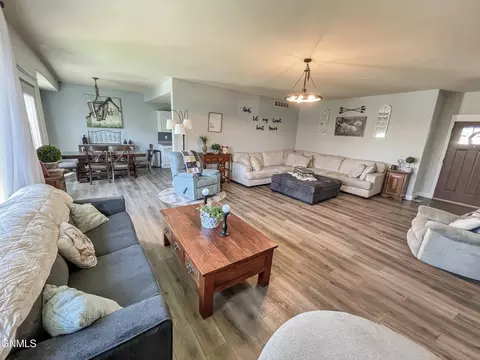 3317 Rocky Wagon St, Williston, ND 58801 photo 16