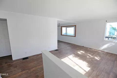 1425 Main St, Williston, ND 58801 photo 7