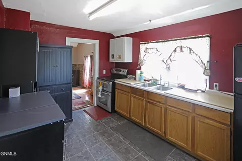 715 4th Ave W, Williston, ND 58801 photo 11