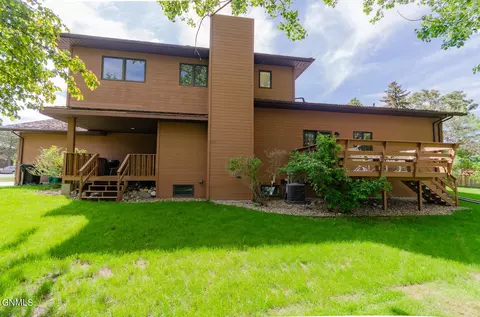 3101 Hackberry St, Bismarck, ND 58503 photo 43