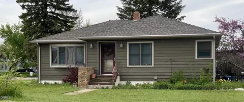 20 3rd St NE, Beach, ND 58621 photo 1