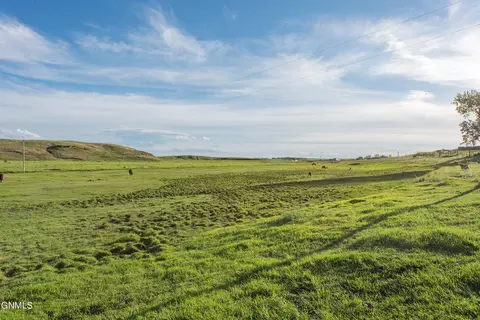 10880 Spring Creek Rd, Killdeer, ND 58640 photo 49