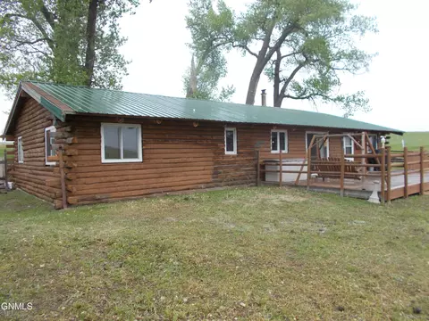 10880 Spring Creek Rd, Killdeer, ND 58640 photo 2