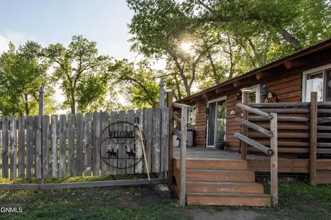 10880 Spring Creek Rd, Killdeer, ND 58640 photo 5