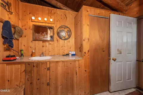 10880 Spring Creek Rd, Killdeer, ND 58640 photo 10