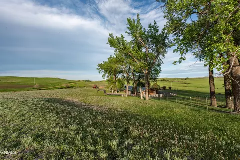 10880 Spring Creek Rd, Killdeer, ND 58640 photo 56