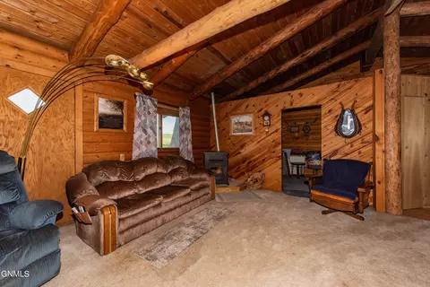 10880 Spring Creek Rd, Killdeer, ND 58640 photo 21