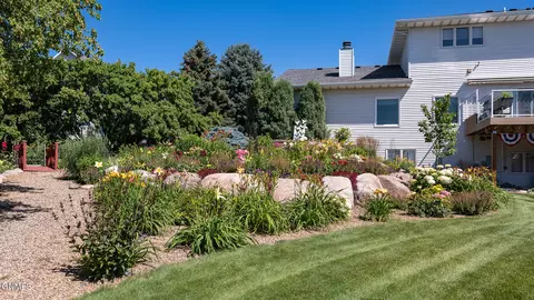 809 Juniper Pl, Bismarck, ND 58503 photo 51