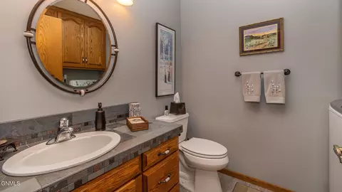 809 Juniper Pl, Bismarck, ND 58503 photo 34