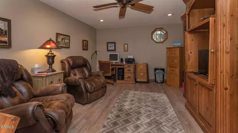 809 Juniper Pl, Bismarck, ND 58503 photo 11