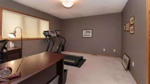 809 Juniper Pl, Bismarck, ND 58503 photo 23