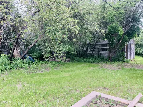 1410 3rd St NW, Mandan, ND 58554 photo 29