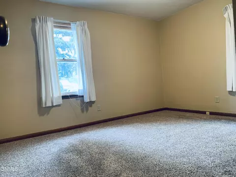 1410 3rd St NW, Mandan, ND 58554 photo 18