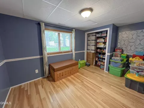 2210 15th Ave W, Williston, ND 58801 photo 59