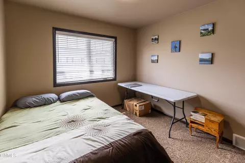 4353 Cumberland Loop, Bismarck, ND 58503 photo 14