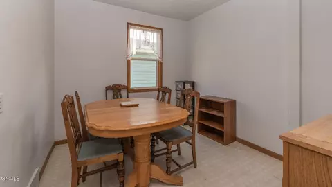 421 14th St, Bismarck, ND 58504 photo 9