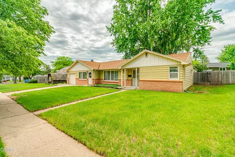 1302 Apache St, Bismarck, ND 58501 photo 38