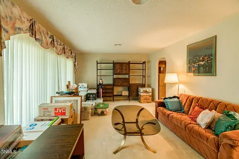 1302 Apache St, Bismarck, ND 58501 photo 16