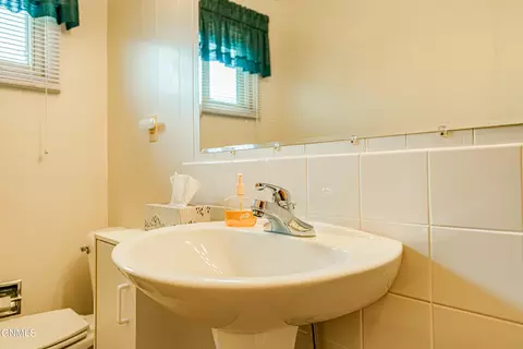 1302 Apache St, Bismarck, ND 58501 photo 35