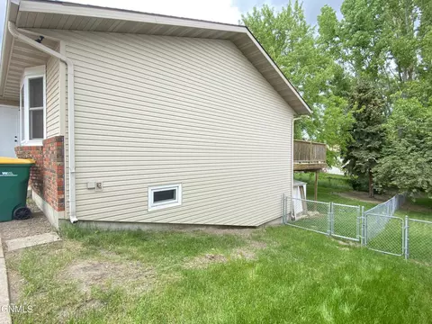 1708 E Divide Ave, Bismarck, ND 58501 photo 24