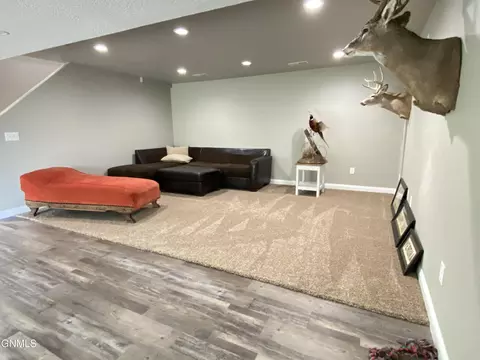 1708 E Divide Ave, Bismarck, ND 58501 photo 22