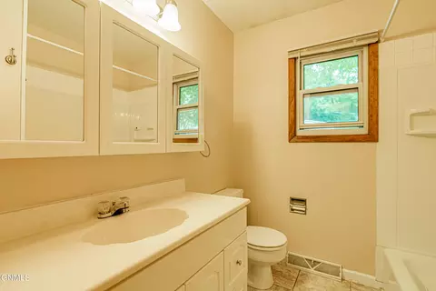 809 27th St, Bismarck, ND 58501 photo 40