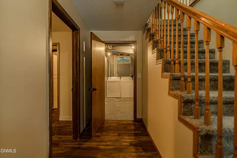 809 27th St, Bismarck, ND 58501 photo 23